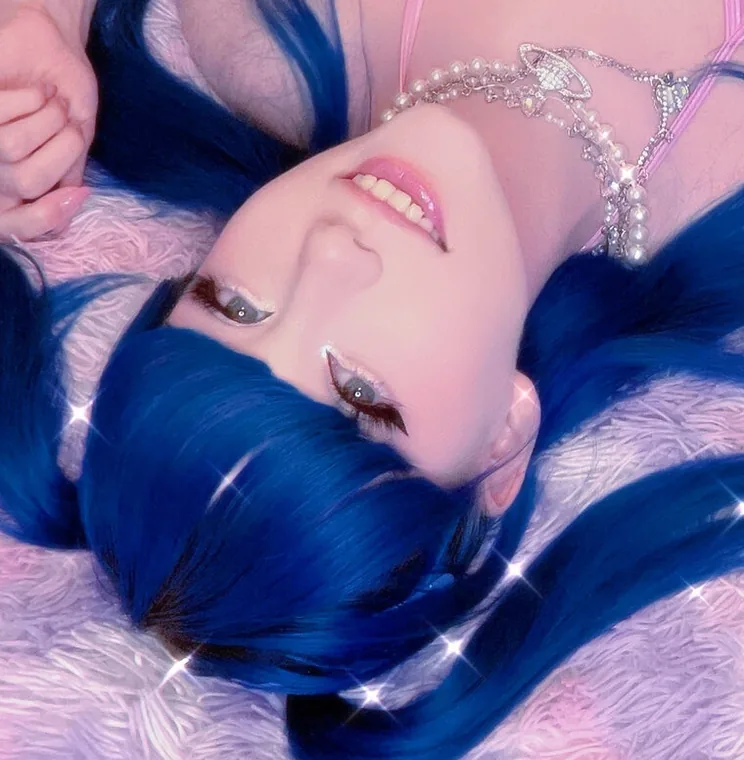 Mari Koneko – svensk OnlyFans-skapare