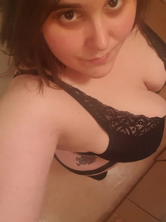 Fahm – svensk OnlyFans-skapare
