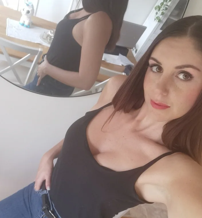 Lilla_tösen – svensk OnlyFans-skapare