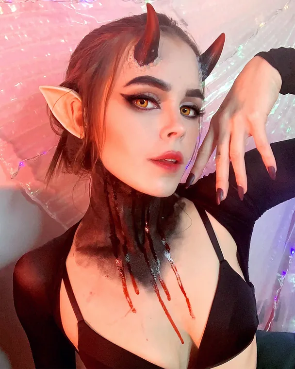 Yugoro – svensk OnlyFans-skapare